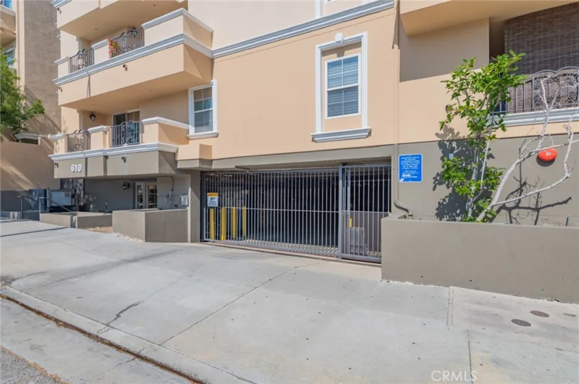 610 S Wilton Place #402 photo 27