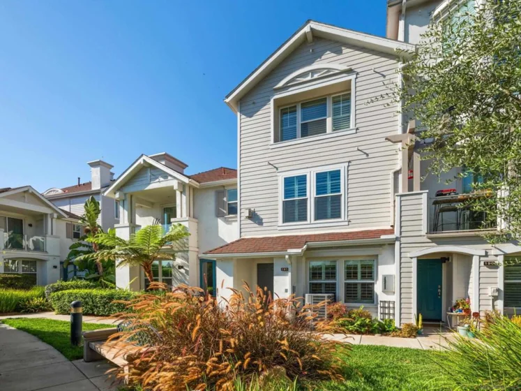 790 Harbor Cliff Way #191 photo 33