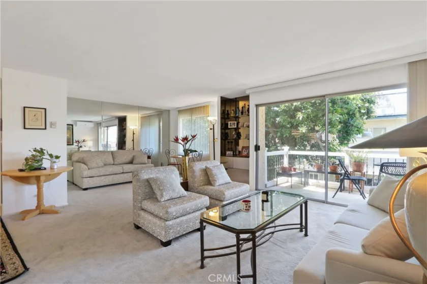 1731 Colby Avenue #104 photo 5