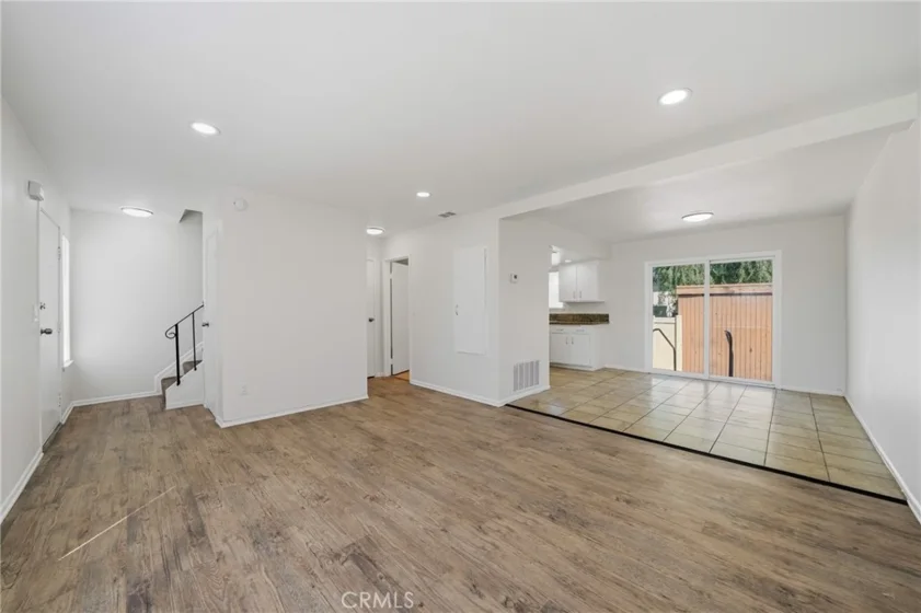 3469 Columbia photo 6