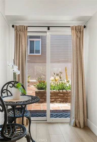 24725 Santa Clara #10 photo 8