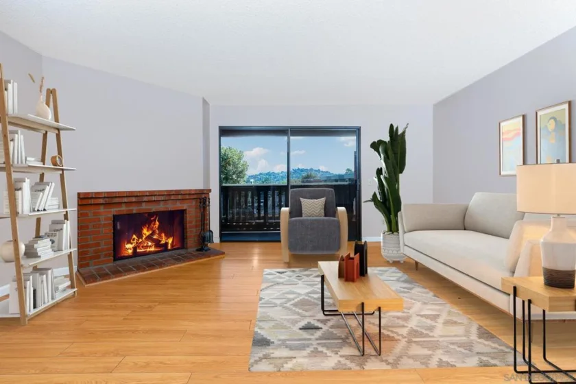 1030 E Washington Ave 127 photo 1