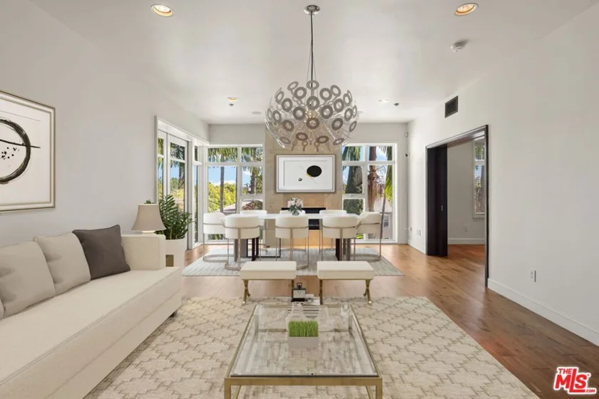 447 N Doheny Drive #305 photo 3