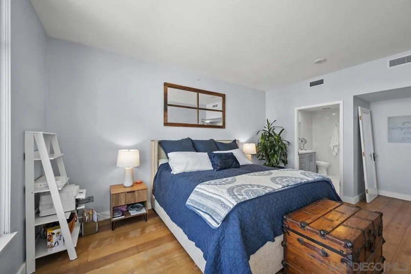 700 W E Street #2903 photo 25