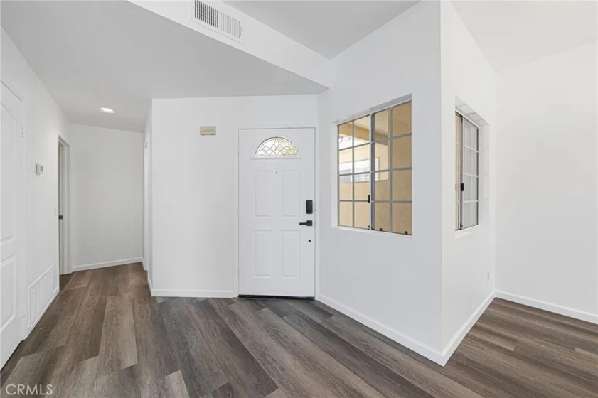 2413 Mira Monte Court photo 5