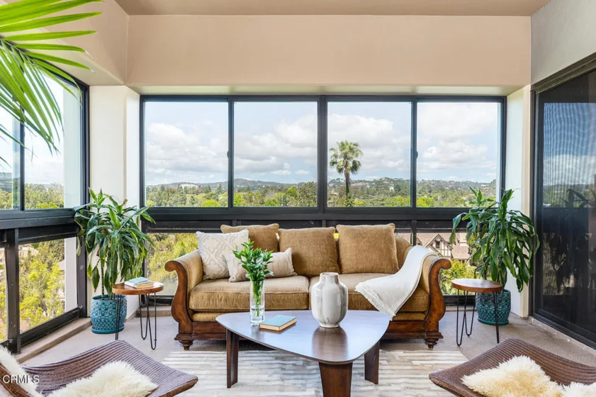 10445 Wilshire Boulevard #604 photo 1