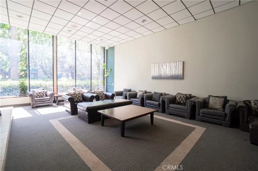 576 N Bellflower #222 photo 25
