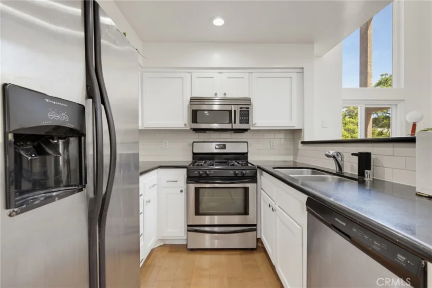 1639 Camden Avenue #301 photo 7