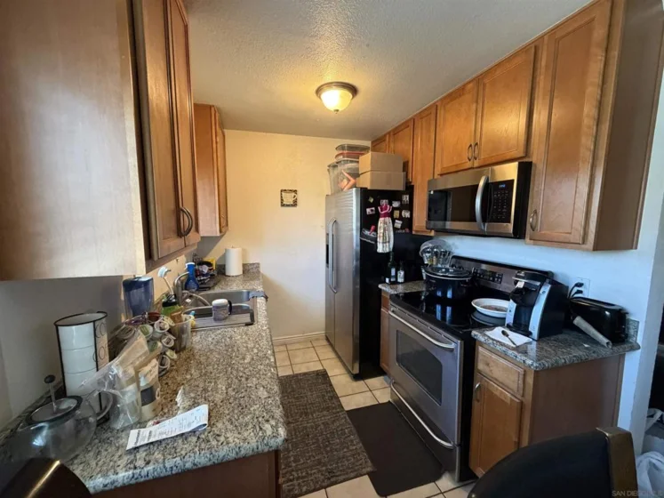 9220 Kenwood #F photo 19