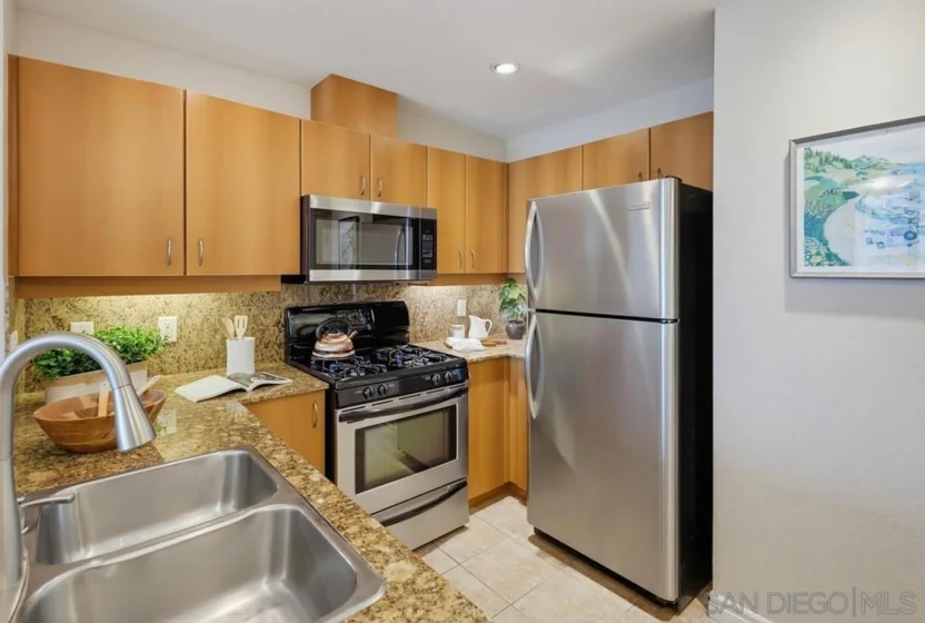 300 W Beech Street #1101 photo 5