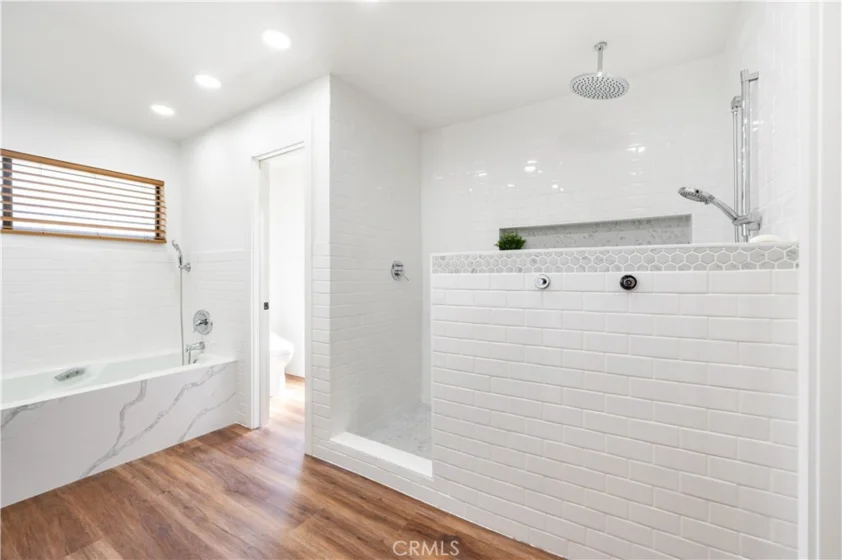 2782 Longwood Court photo 23