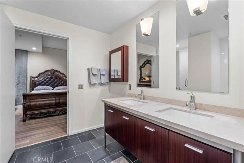 1155 S Grand #426 photo 26