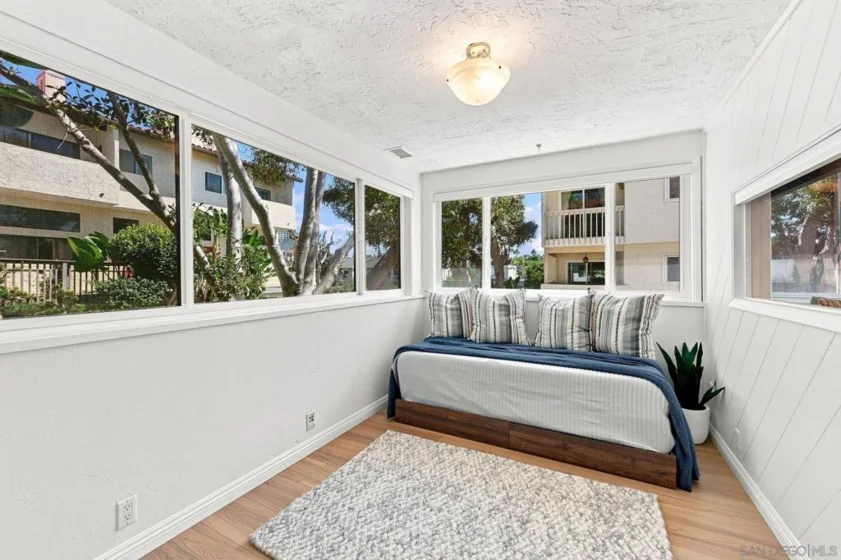 3982 La Jolla Village Drive photo 23