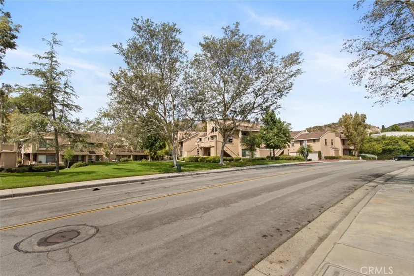 5722 E Stillwater #11 photo 41