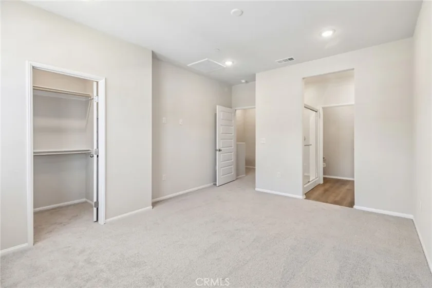 405 Lotus Drive photo 18
