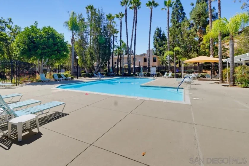 8391 Suntree Place photo 30