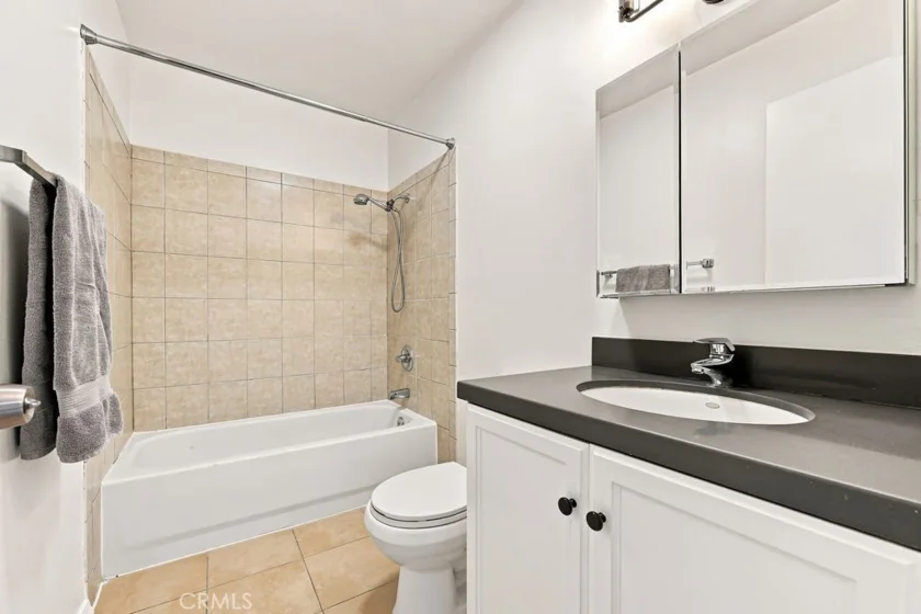18350 Hatteras #211 photo 28