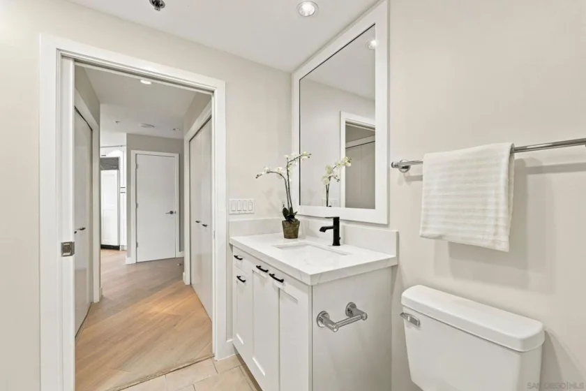 700 W Harbor Drive #1805 photo 25