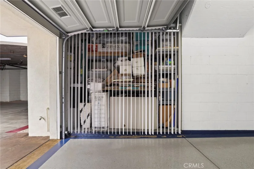 879 Michigan #G photo 36