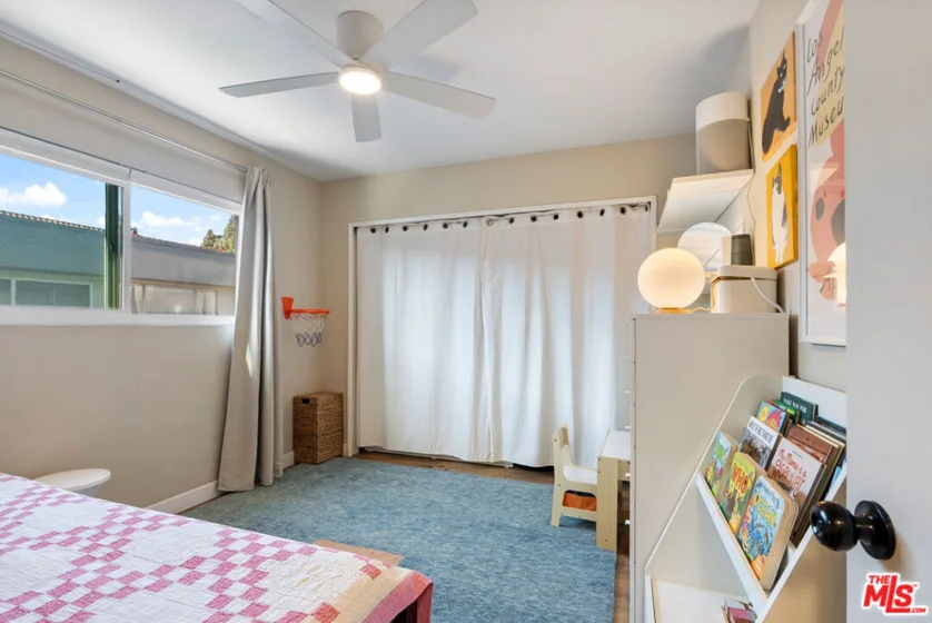 315 N Hillcrest Boulevard #19 photo 14