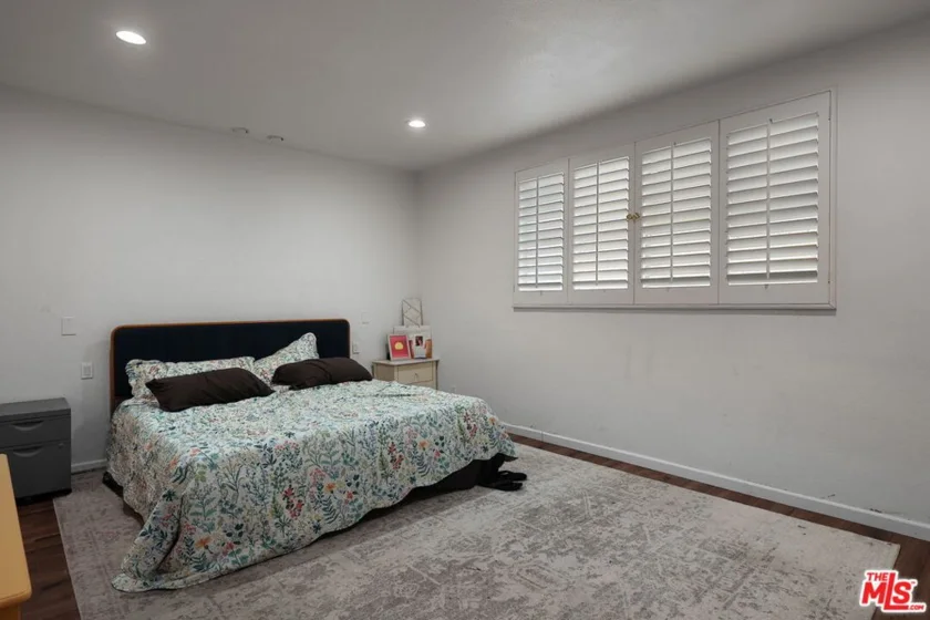 4949 Genesta Avenue #111 photo 6