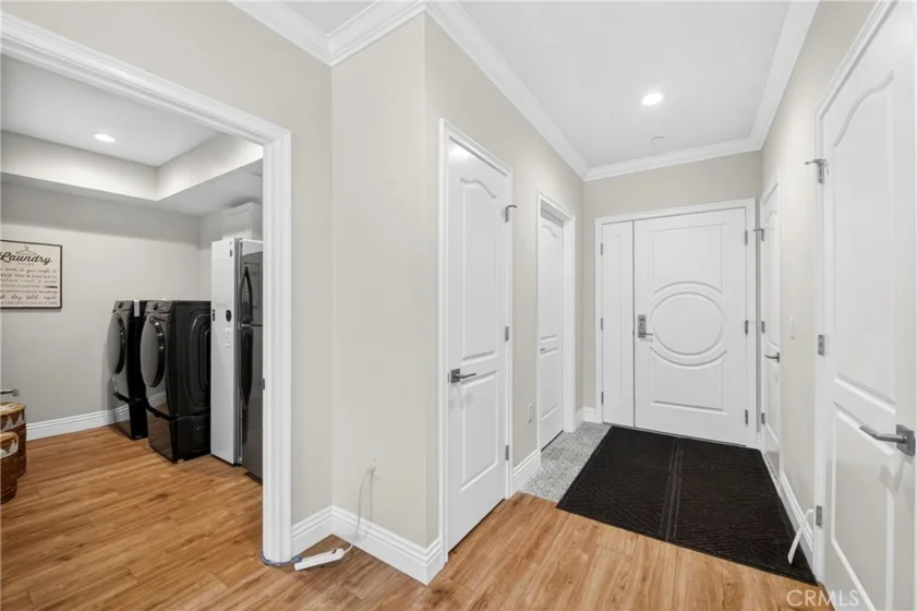944 S Serrano Avenue #306 photo 17