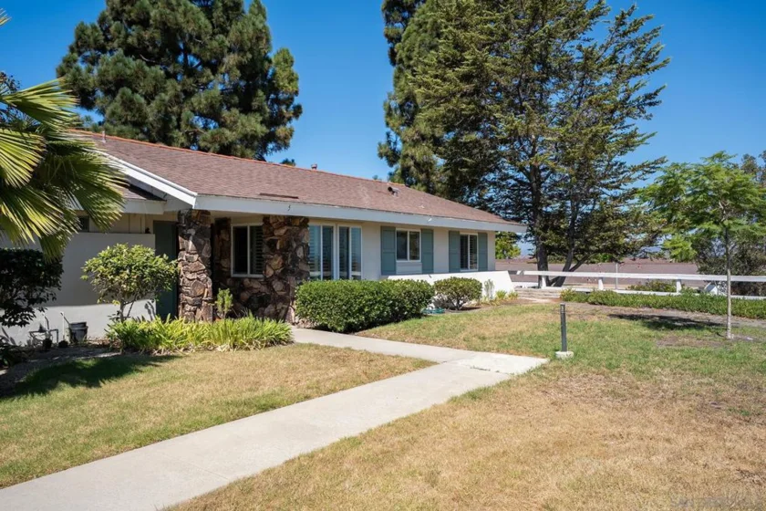 3685 N Vista Campana #5 photo 3