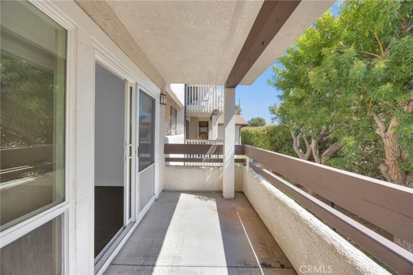 21372 Brookhurst photo 8