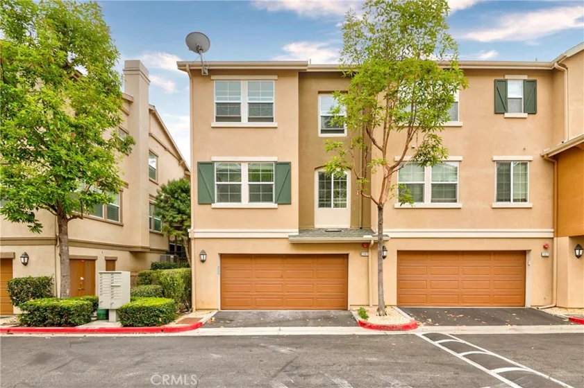 2068 Owens Drive photo 4