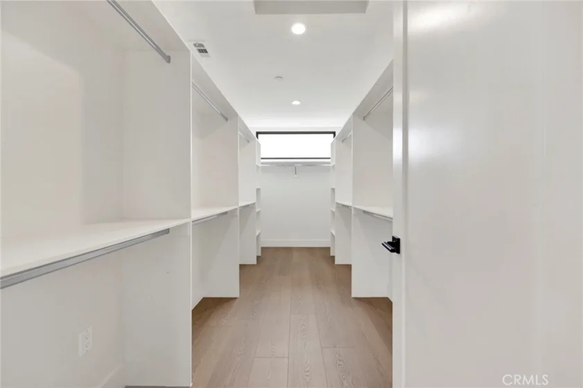 941 E California Boulevard #1 photo 24