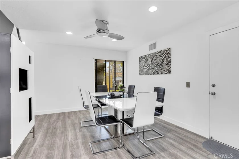 27408 Hyatt Court photo 13