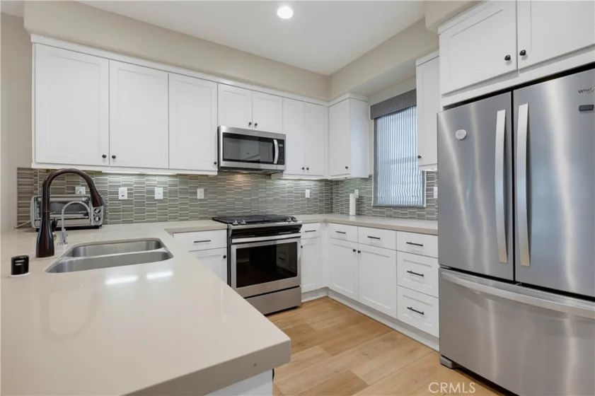 3320 W Mirano photo 25