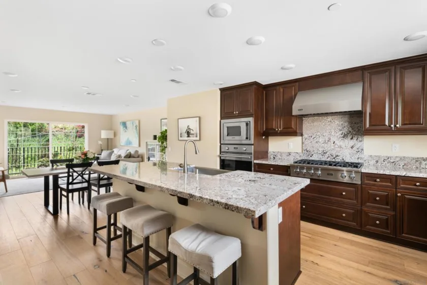 2406 Torrey Pines Road #152 photo 1