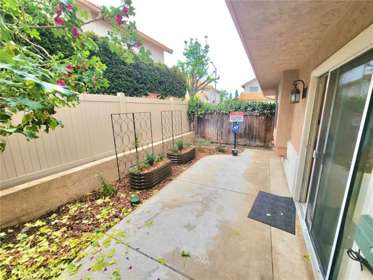 1722 Promenade photo 3