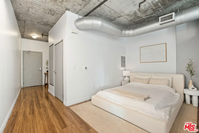 645 W 9th Street #529 photo 24