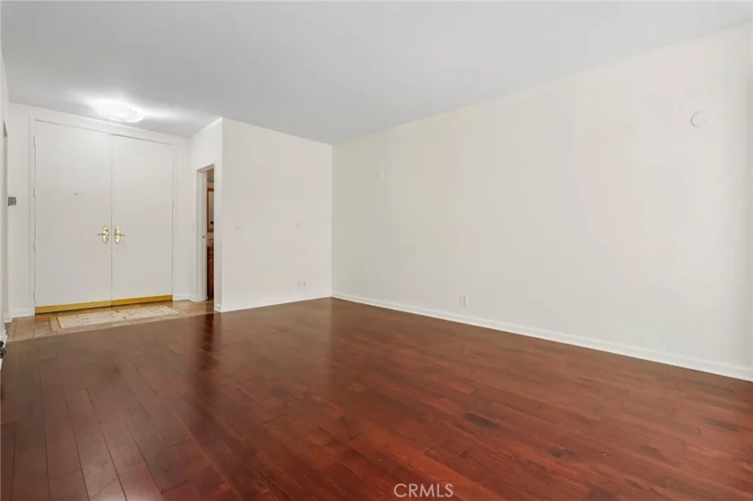 1131 Alta Loma photo 29