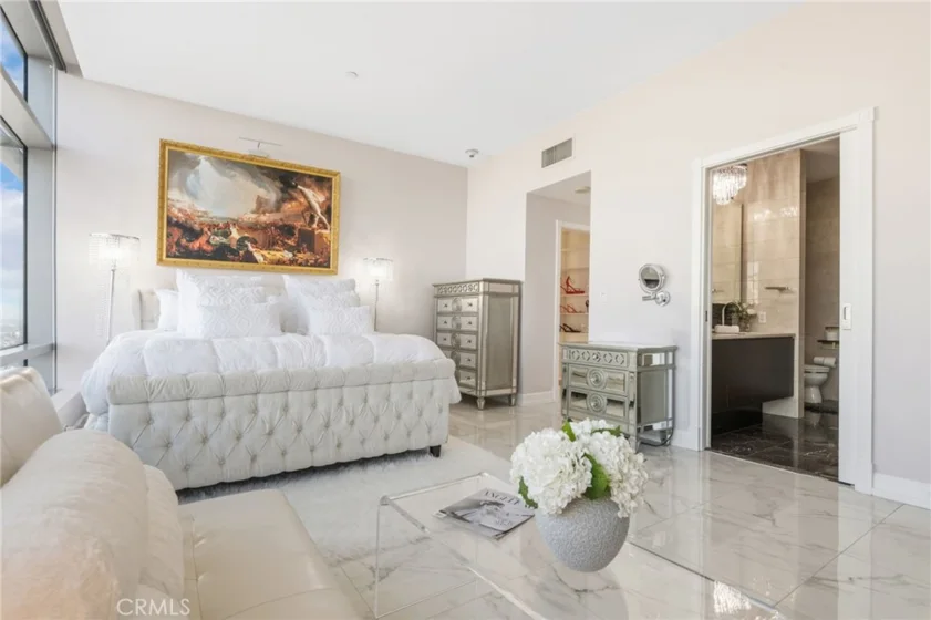 900 W Olympic Boulevard #30A photo 20