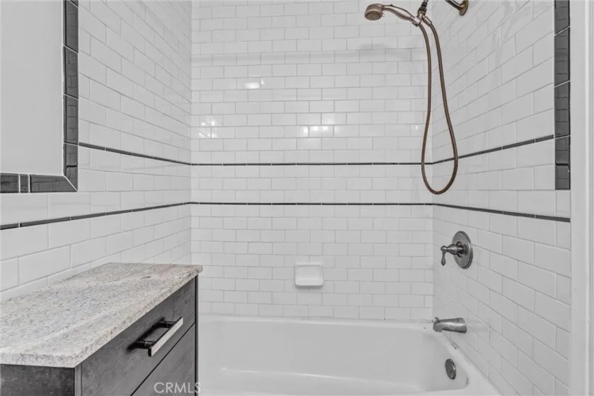 1840 Camden #202 photo 9