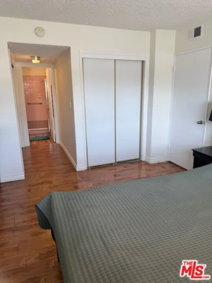 6342 Morse Avenue #205 photo 5