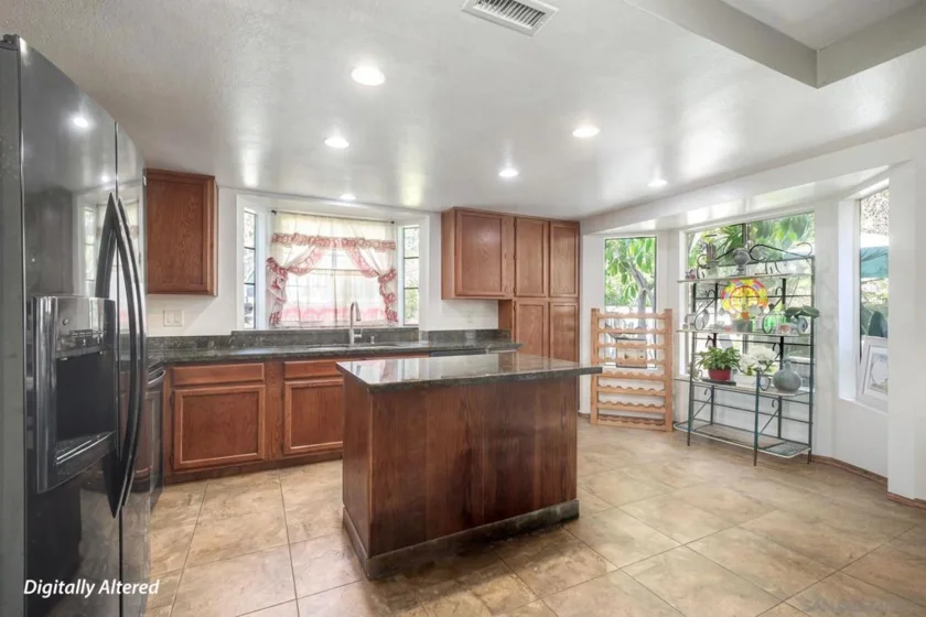 2885 Sanford Lane photo 13