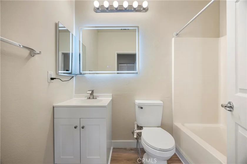 1800 E Lakeshore Drive #1601 photo 15