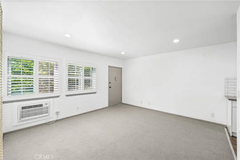 7135 Coldwater Canyon Avenue #16 photo 5