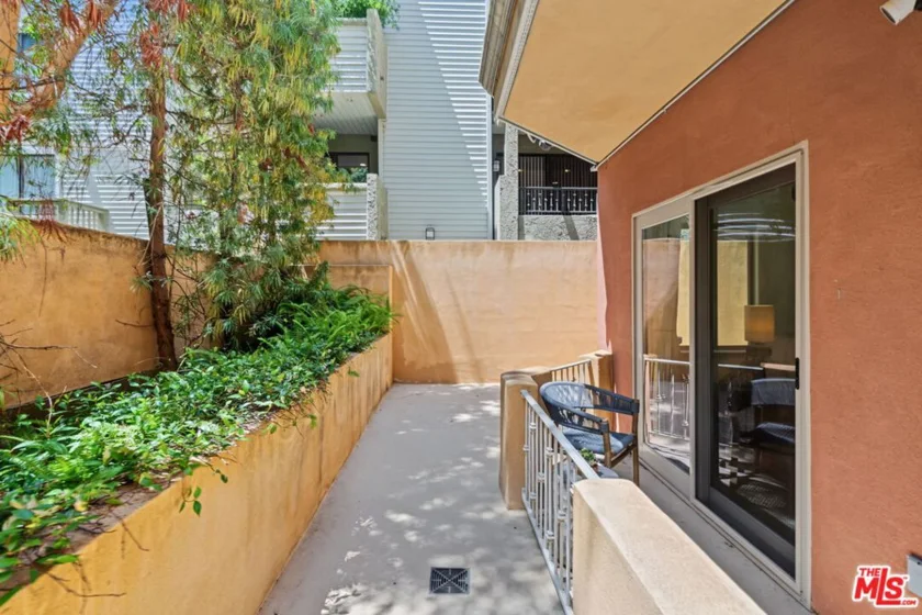 1511 Camden Avenue #103 photo 21