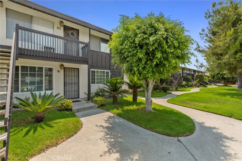 7100 Cerritos Avenue #81 photo 1