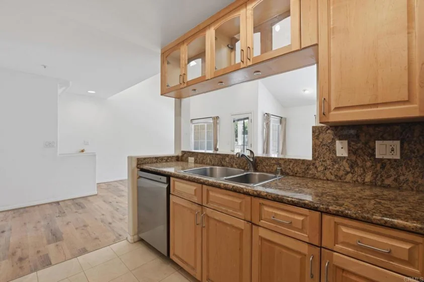 7548 Romeria Street photo 23
