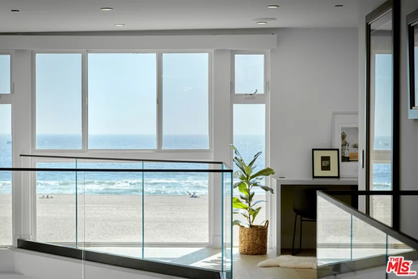 4403 Ocean Front Walk #205 photo 3