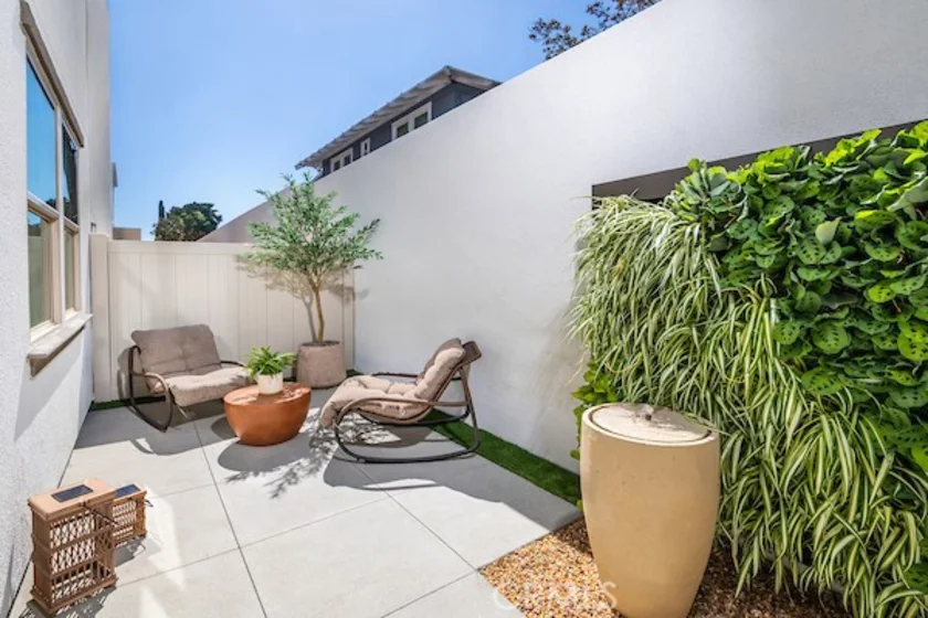 828 E Florista Lane photo 18