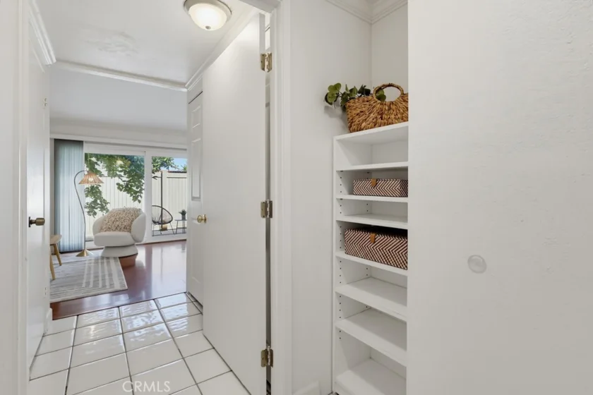 951 Las Lomas Dr Unit 6b photo 13