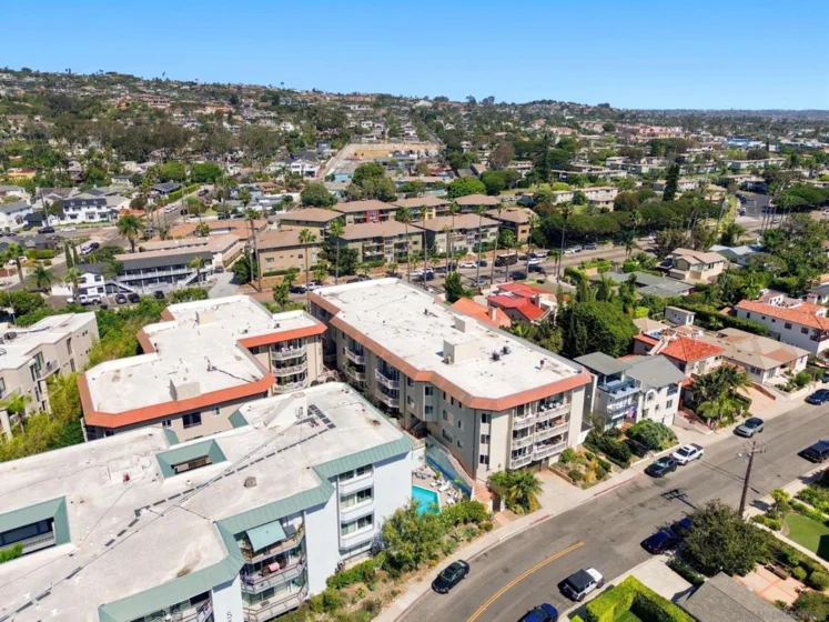 5366 La Jolla #305C photo 49