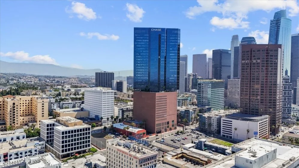1100 Wilshire Boulevard #1812 photo 34